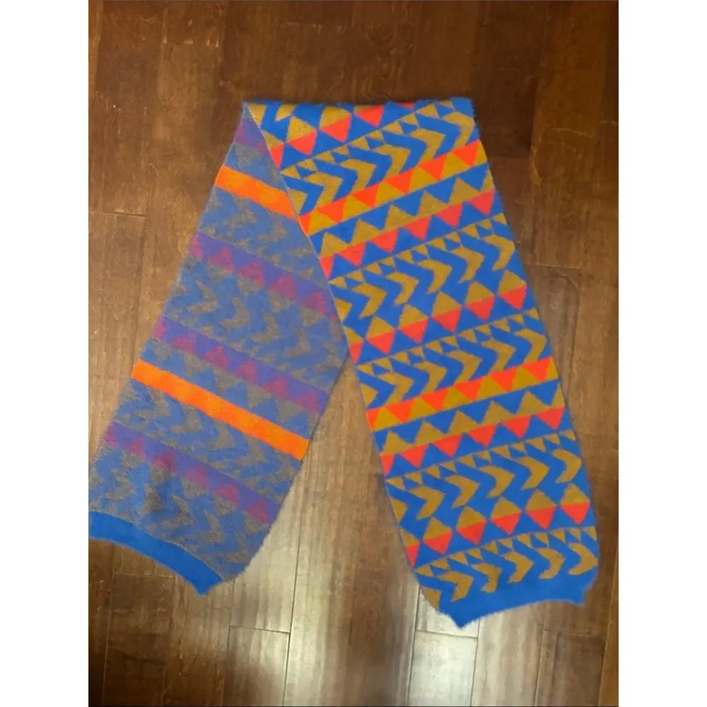 Urban Outfitters Geo Pattern Blanket Scarf
